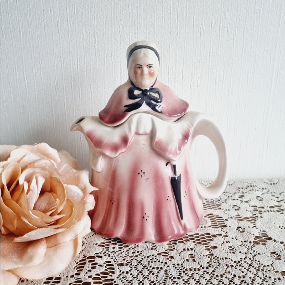 Vintage Tony Wood Old Lady Pink Teapot - RARE - Picture 1 of 6